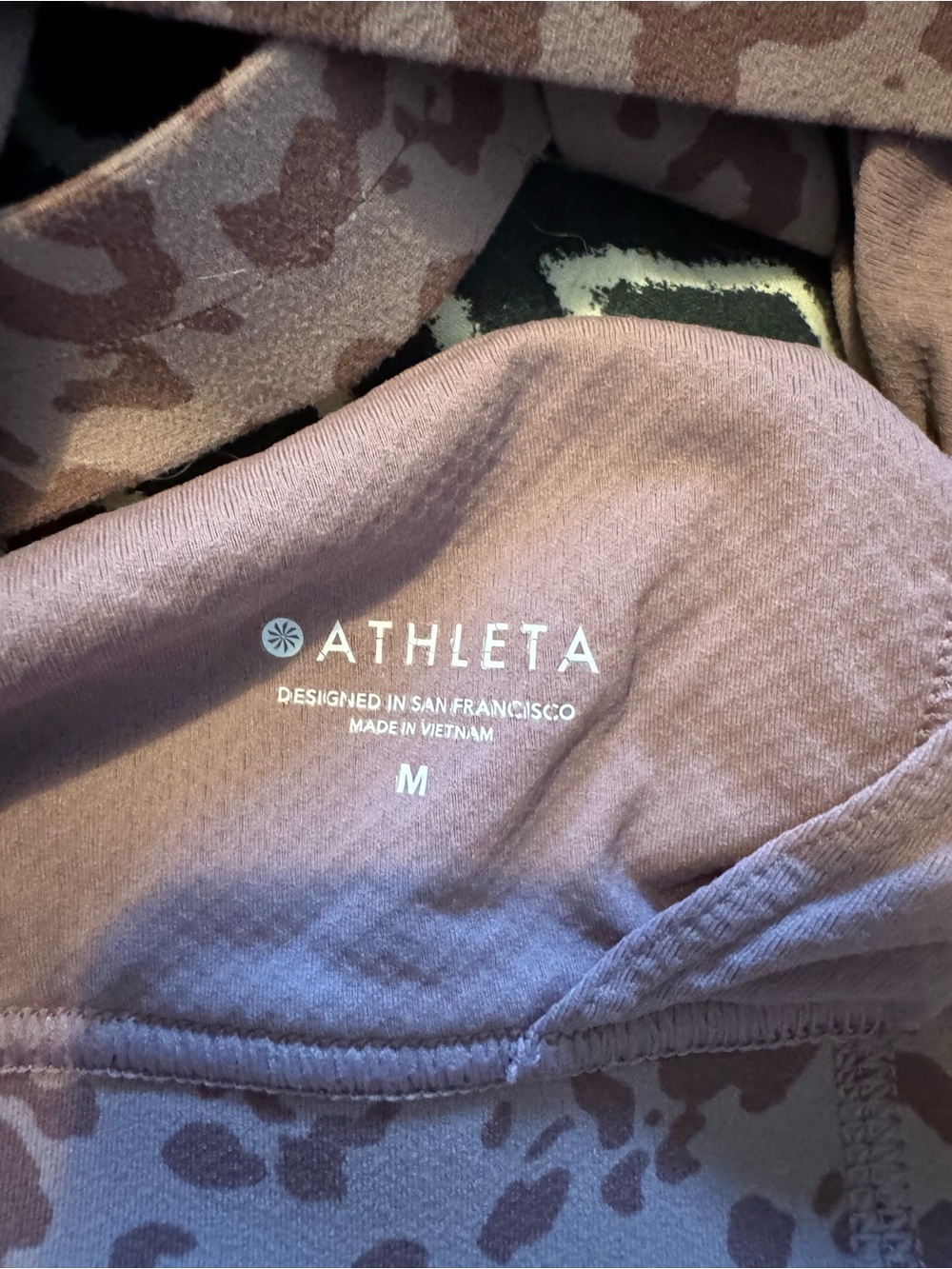 Athleta Mauve Pink Leopard Print Sports Bra and Legging Set - Picture 8 of 8